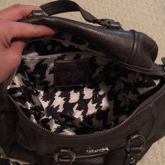 A Coach satchel with a shoulder strap. - Picture 7 of 11